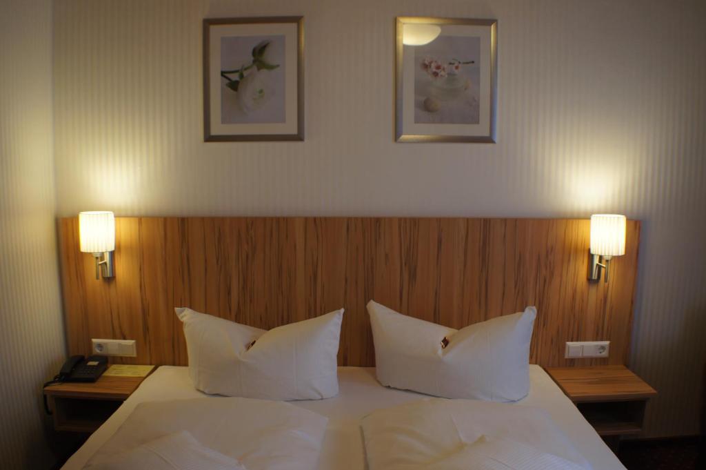 Hotel Am Bad Tuebingen Room photo