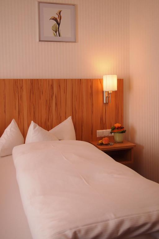 Hotel Am Bad Tuebingen Room photo